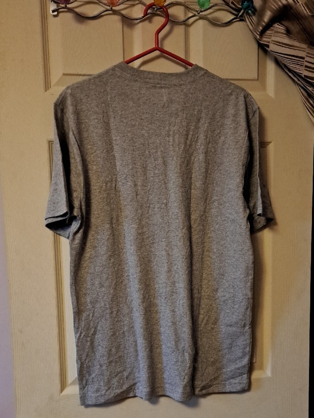 Men's Carhartt Gray Short Sleeve Pocket Tee - Crewneck NWT - Picture 3 of 6